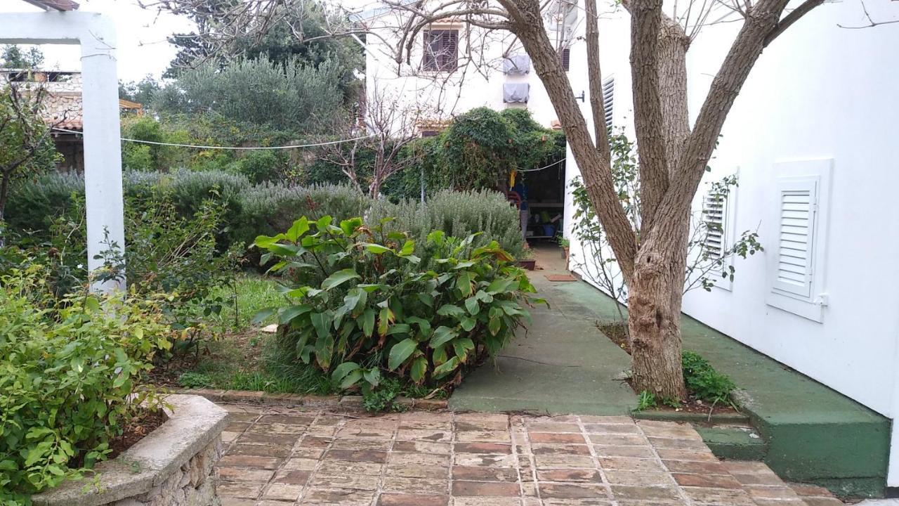 Apartments Lovor Silba Exterior photo