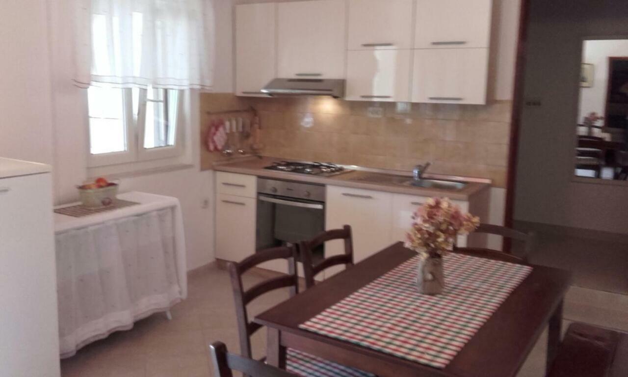 Apartments Lovor Silba Exterior photo
