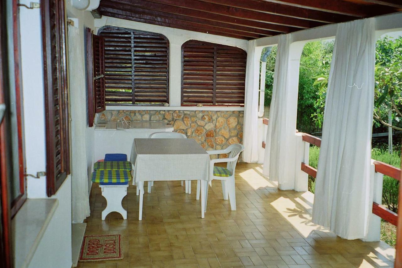 Apartments Lovor Silba Exterior photo